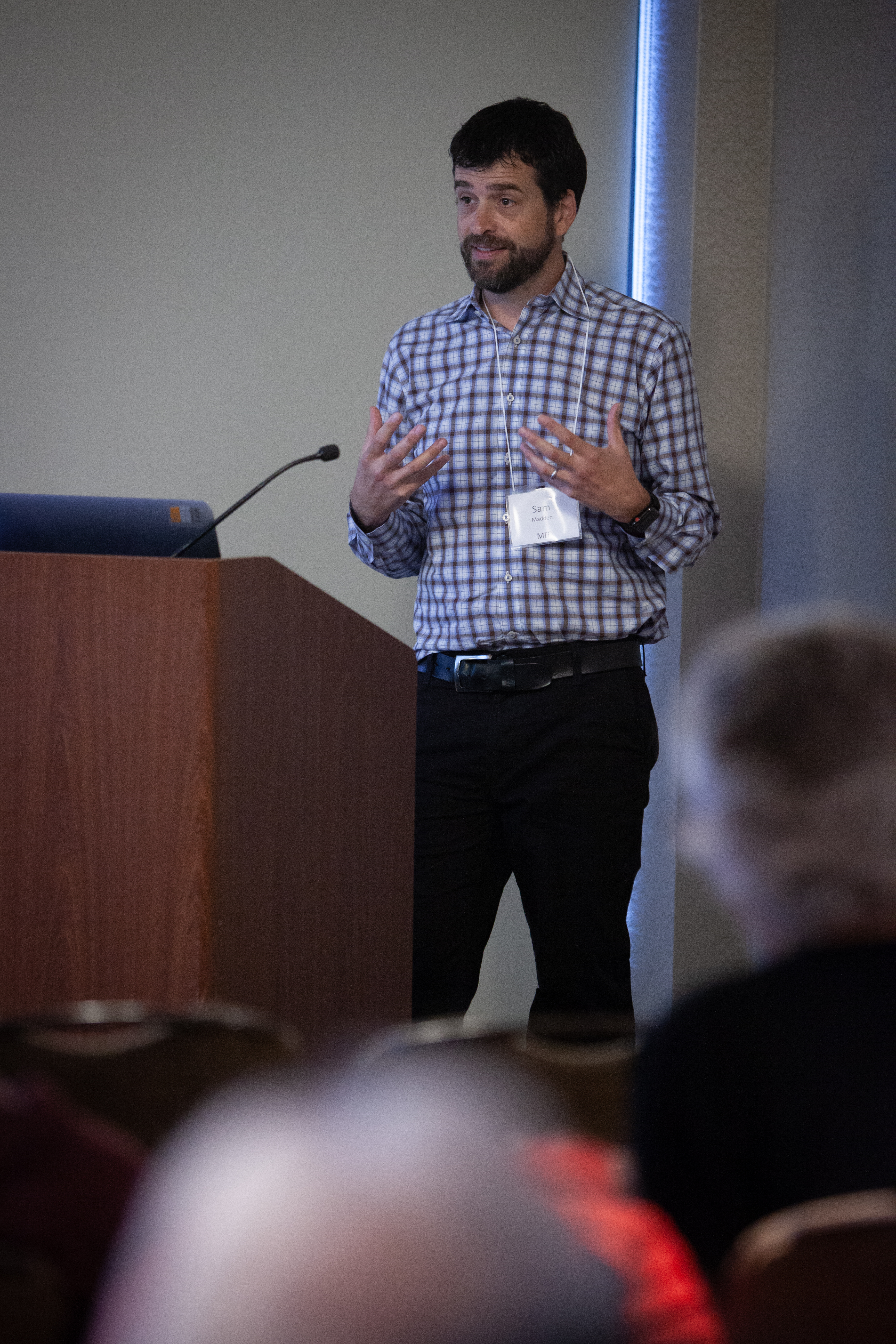 MIT professor Sam Madden speaks at DSAIL kick-off