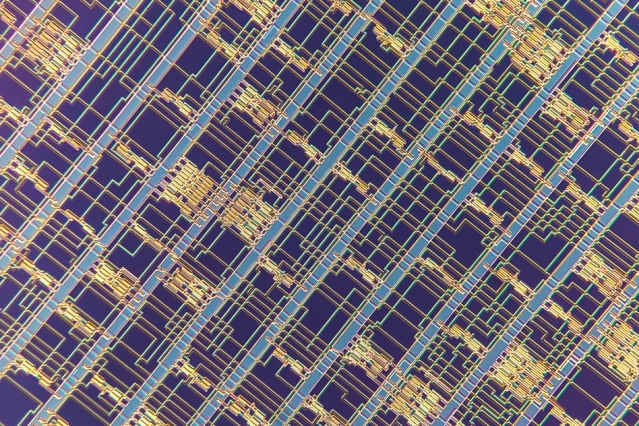 Nanotube transistors