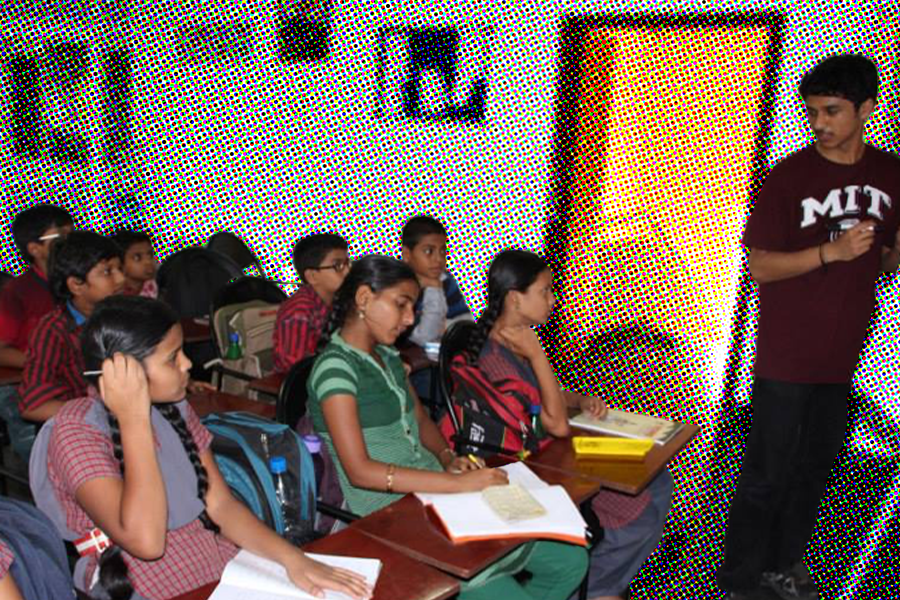 Siddhartha Jayanti teaches young students in India about computer science