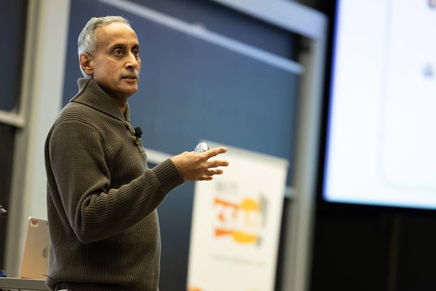 Google Senior Vice President Prabhakar Raghavan talking at MIT on April 2, 2024 (Image: Mike Grimmett).