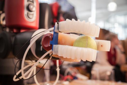 Team's silicone rubber gripper can pick up egg, CD & paper, and identify objects by touch alone