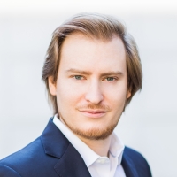 Headshot - Dr. R. David Edelman